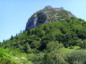 Francia, Montségur, la montagna sacra dei catari, con il castello