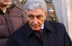 Antonio Bassolino, ex sindaco di Napoli, candidato alle primarie PD 2016