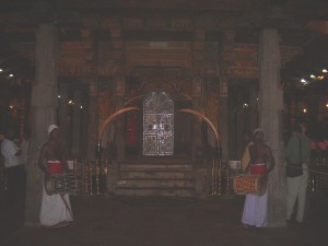 Sri Lanka, Kandy, interno del Tempio del Sacro Dente