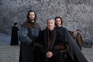 La fiction sui Medici, nella foto gli attori che interpretano Giovanni, Cosimo e Lorenzo