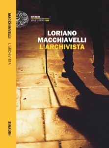 L'archivista, copertina del romanzo pubblicato da Einaudi, 2016
