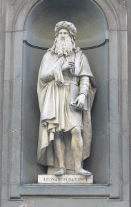 Leonardo da Vinci, statua nel piazzale degli Uffizi, Firenze