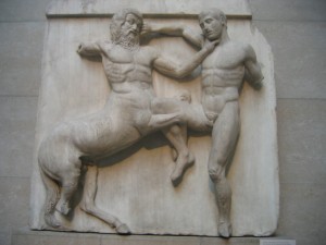 Metopa, fregio sud Partenone, marmi di Elgin, British Museum, Londra